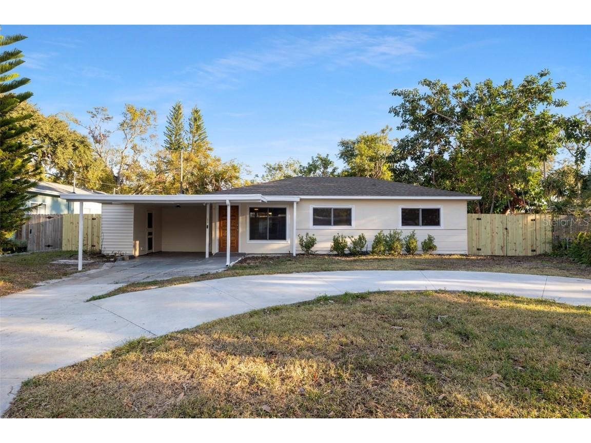 6727 13th St N Saint Petersburg FL 33702 TB8327164 image1