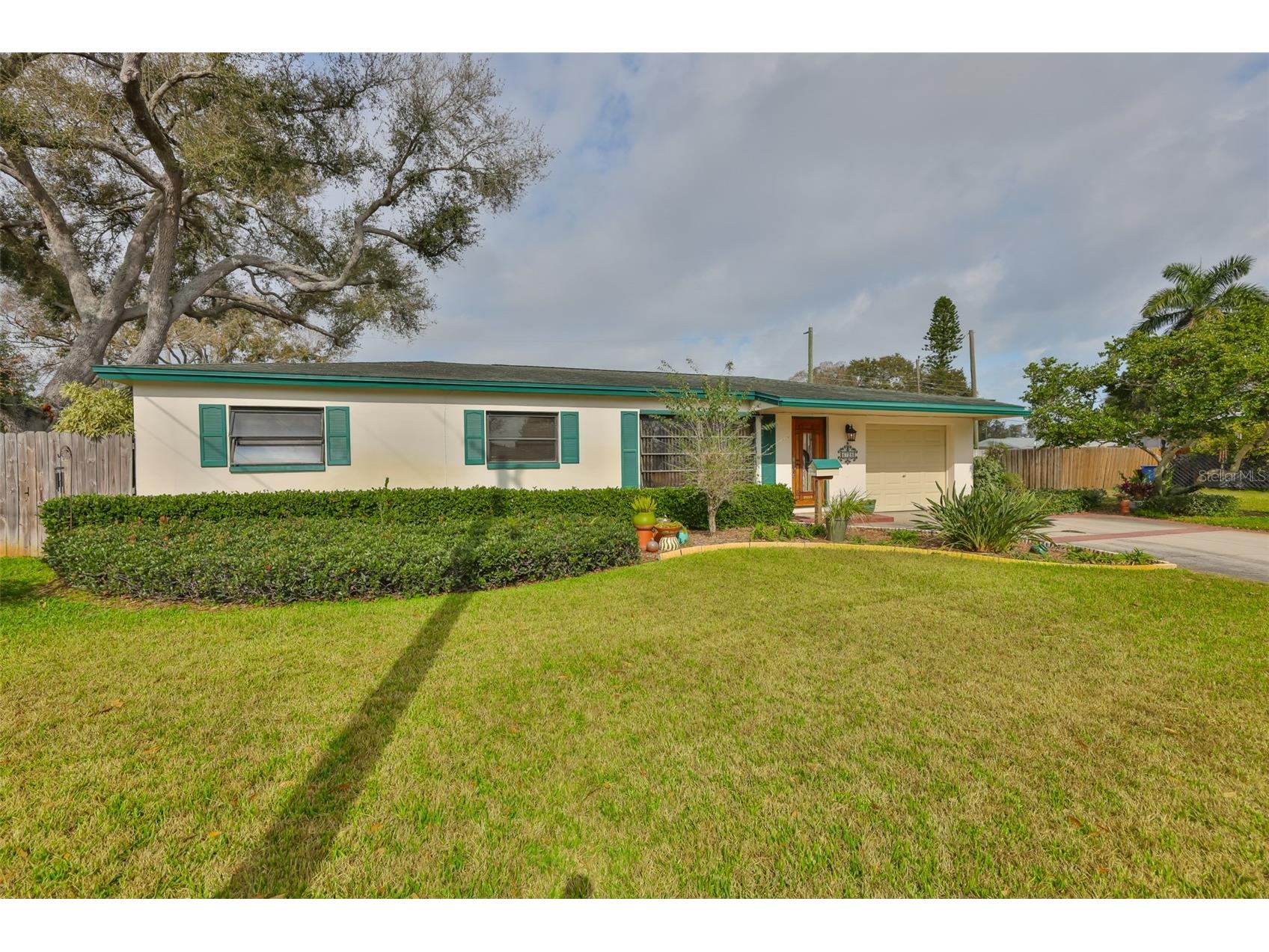 6728 19th Street N Saint Petersburg FL 33702 TB8475021 image1
