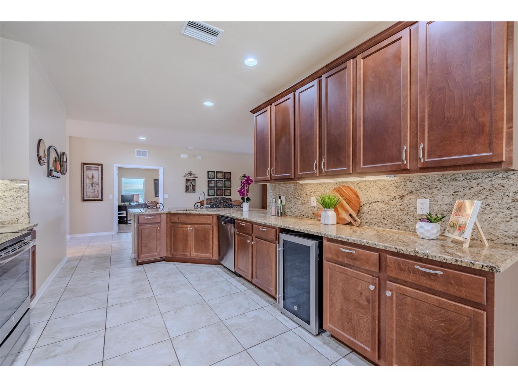 6728 Wild Elm Court Wesley Chapel FL 33545 TB8466656 image4