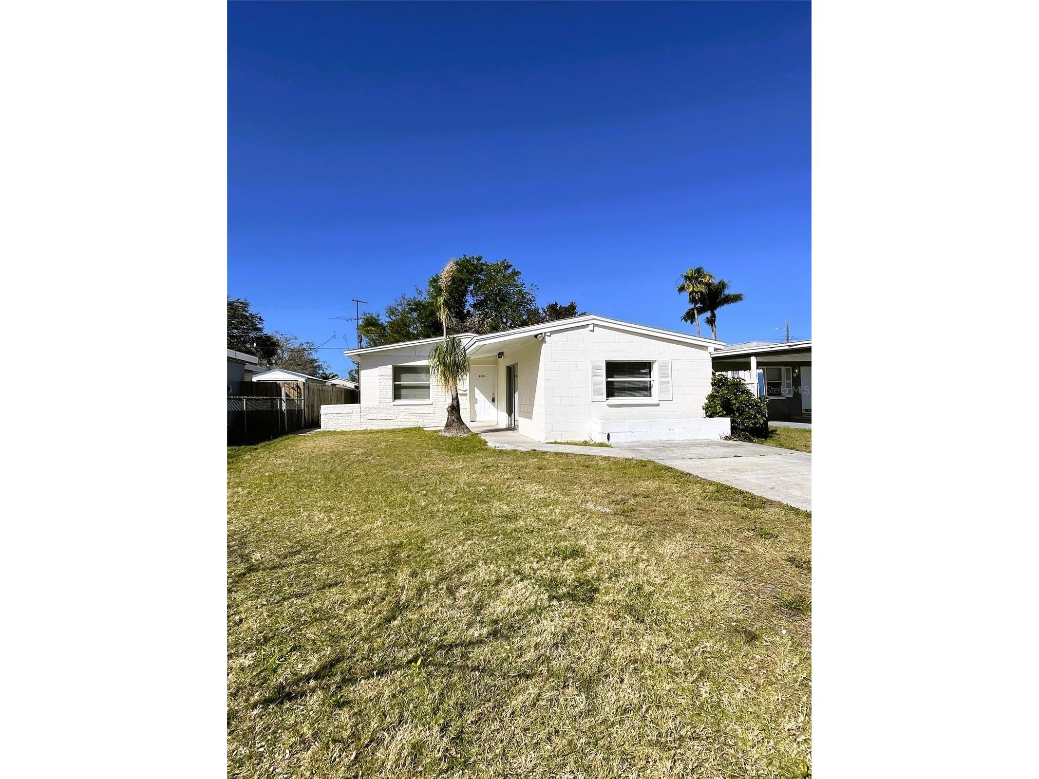 673 59th Street S Saint Petersburg FL 33707 TB8481252 image1