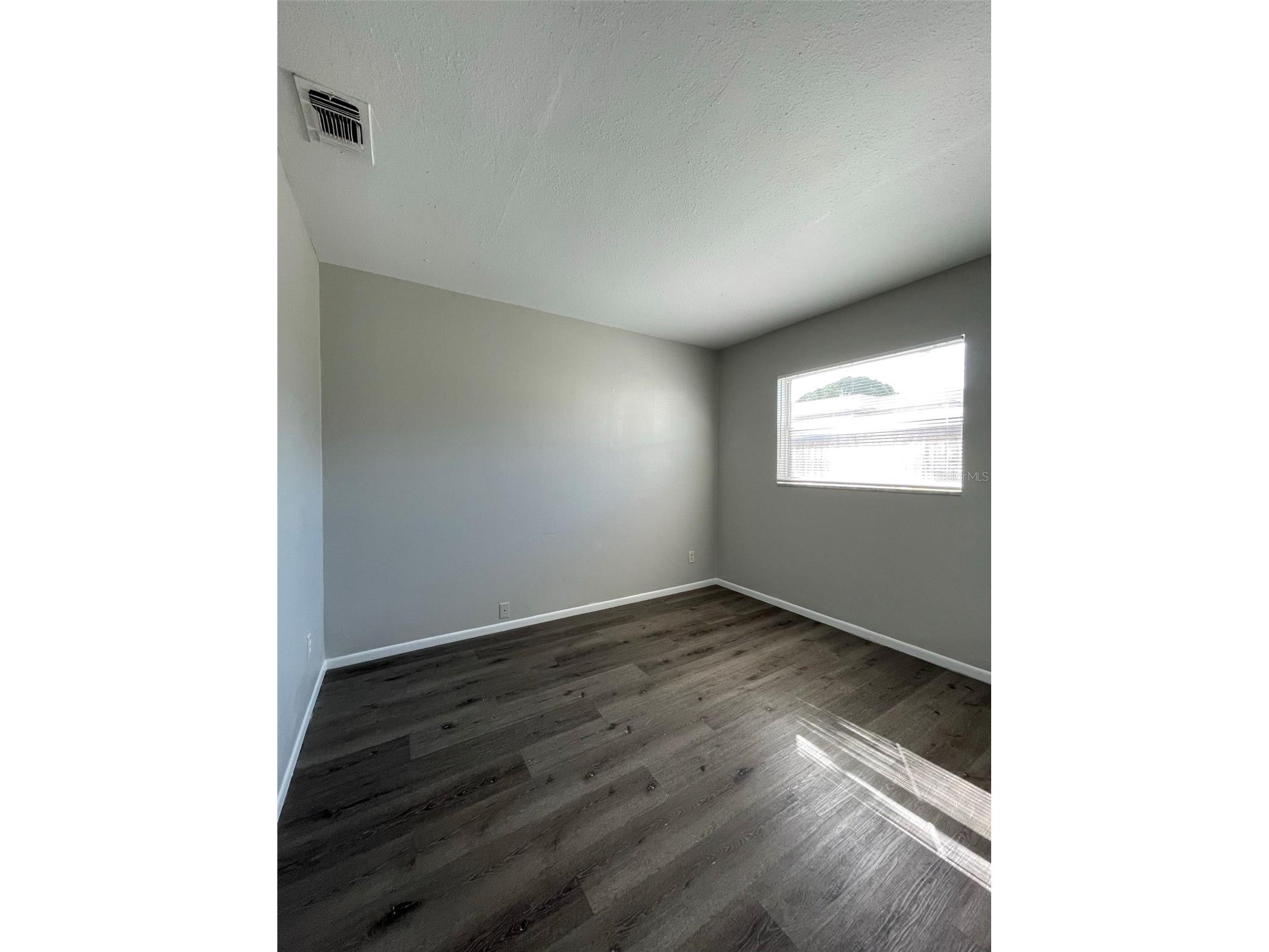 673 59th Street S Saint Petersburg FL 33707 TB8481252 image12