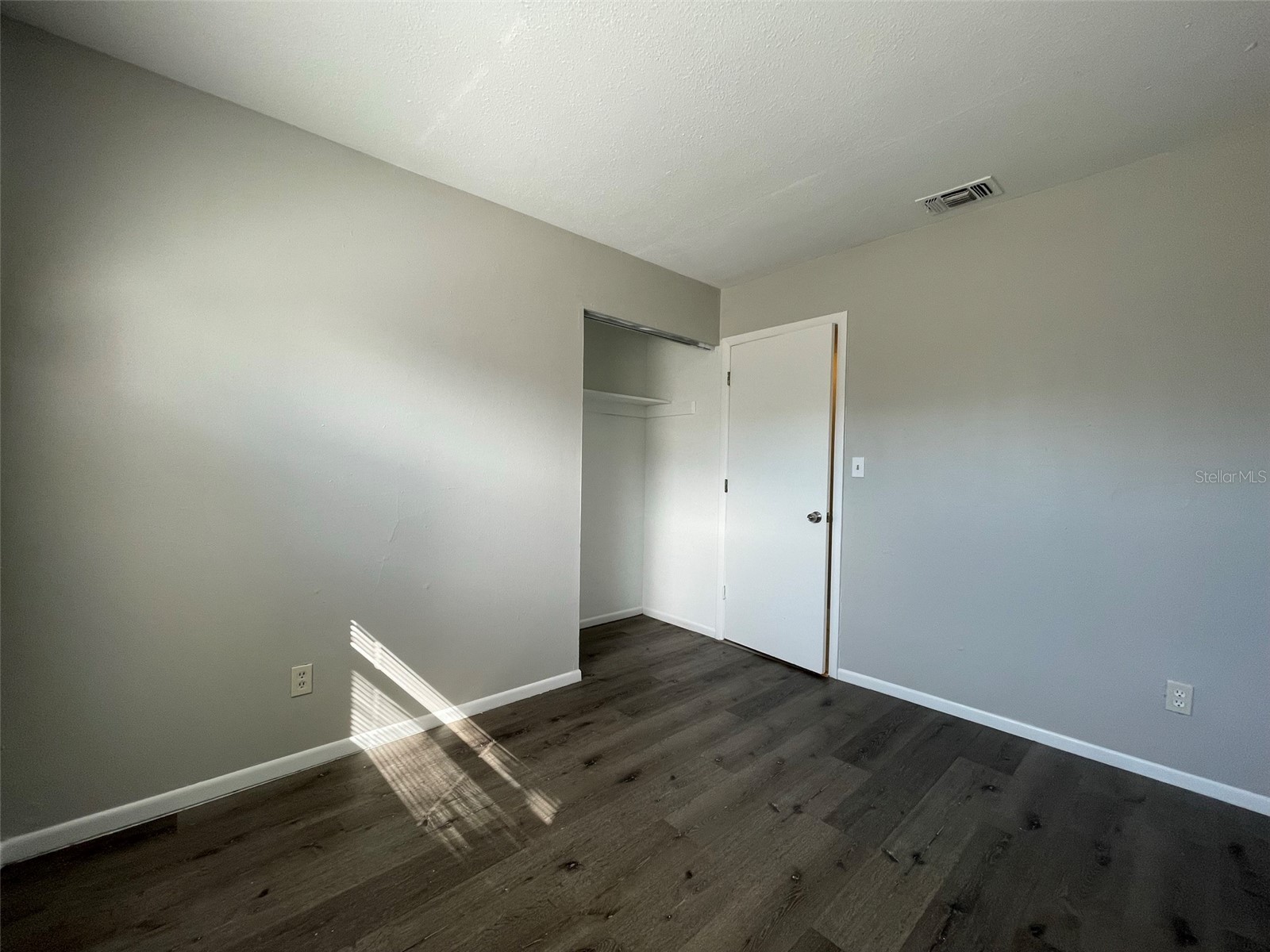 673 59th Street S Saint Petersburg FL 33707 TB8481252 image13