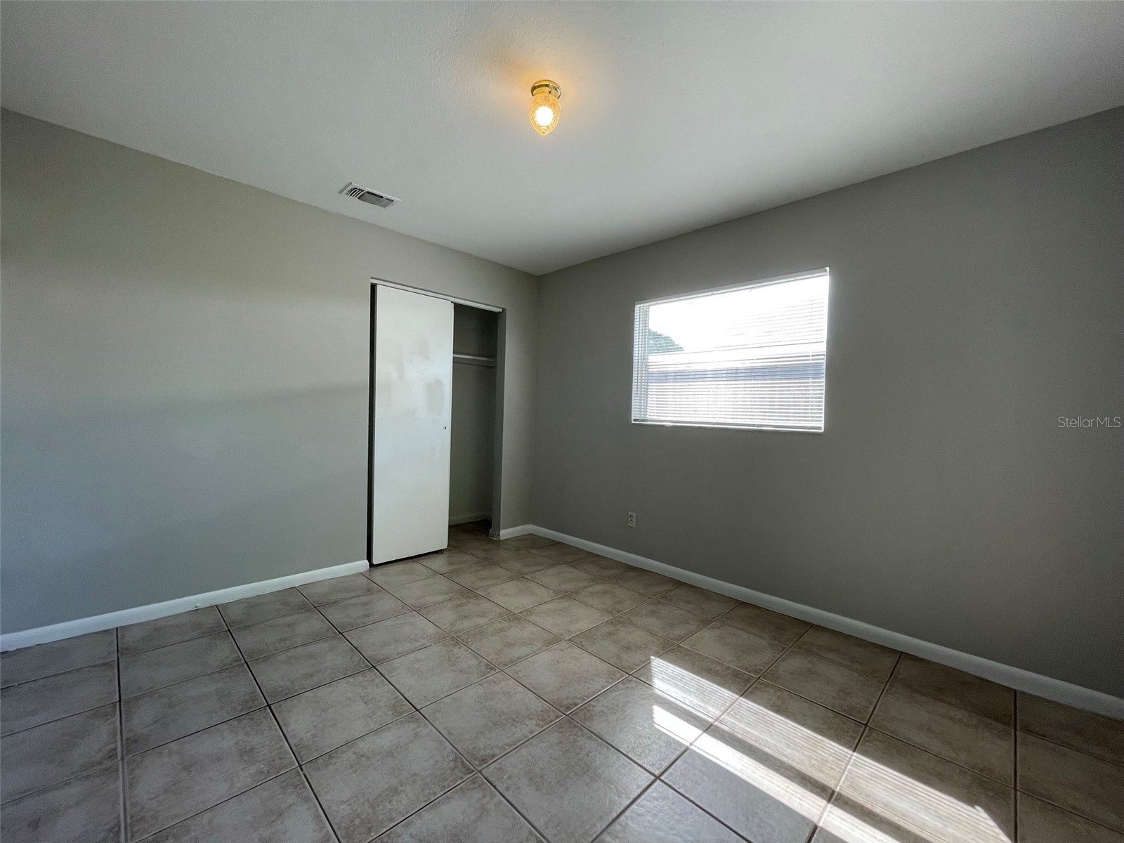 673 59th Street S Saint Petersburg FL 33707 TB8481252 image18