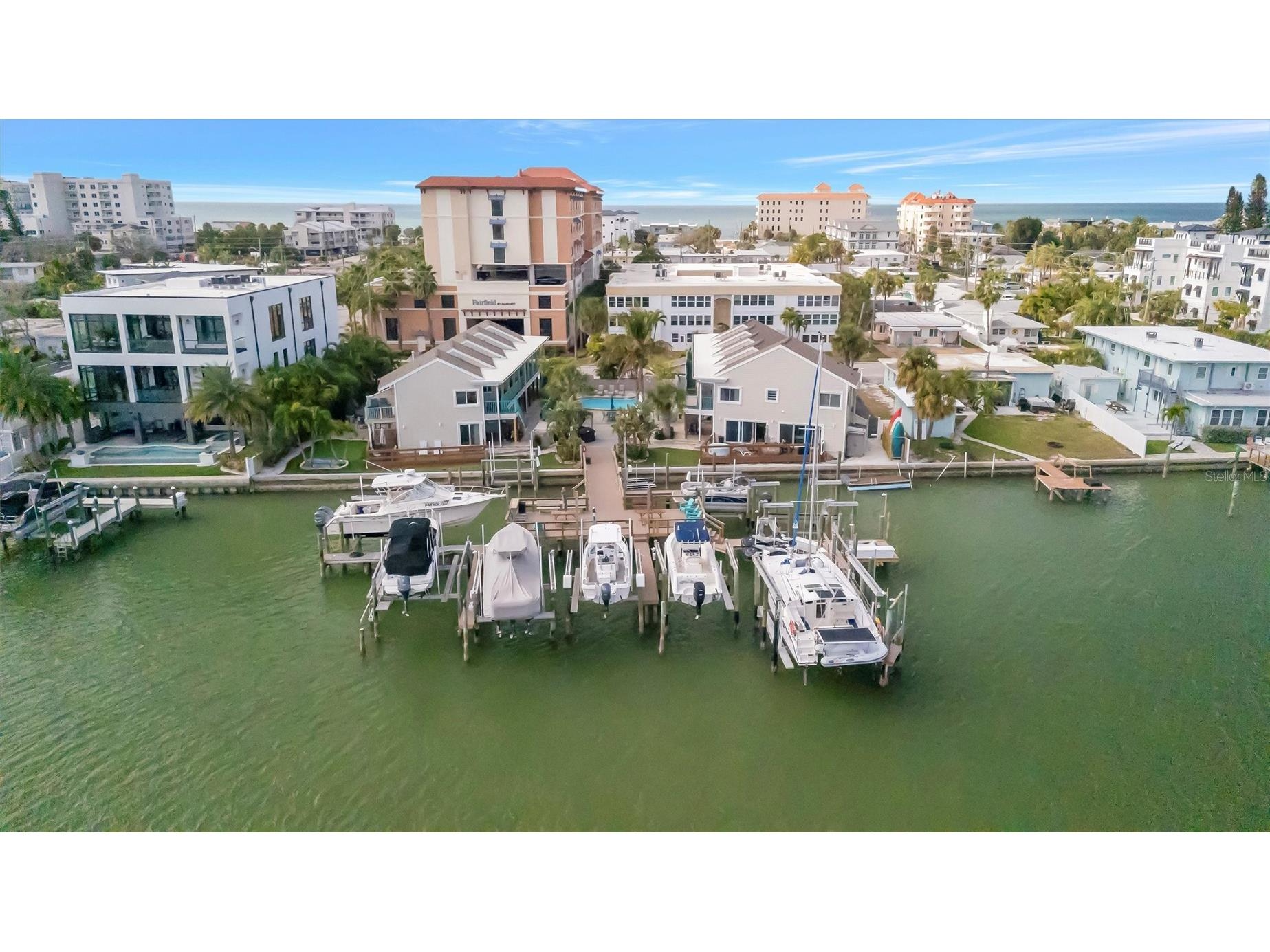 673 Bay Esplanade #204 Clearwater Beach FL 33767 - MANDALAY CHANNEL TB8464680 image2
