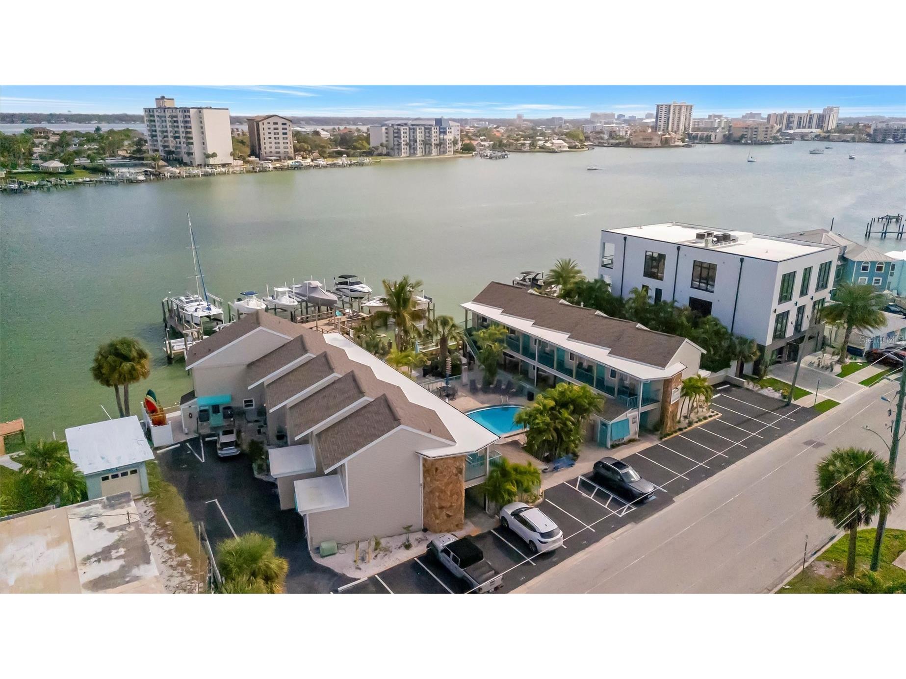 673 Bay Esplanade #204 Clearwater Beach FL 33767 - MANDALAY CHANNEL TB8464680 image3