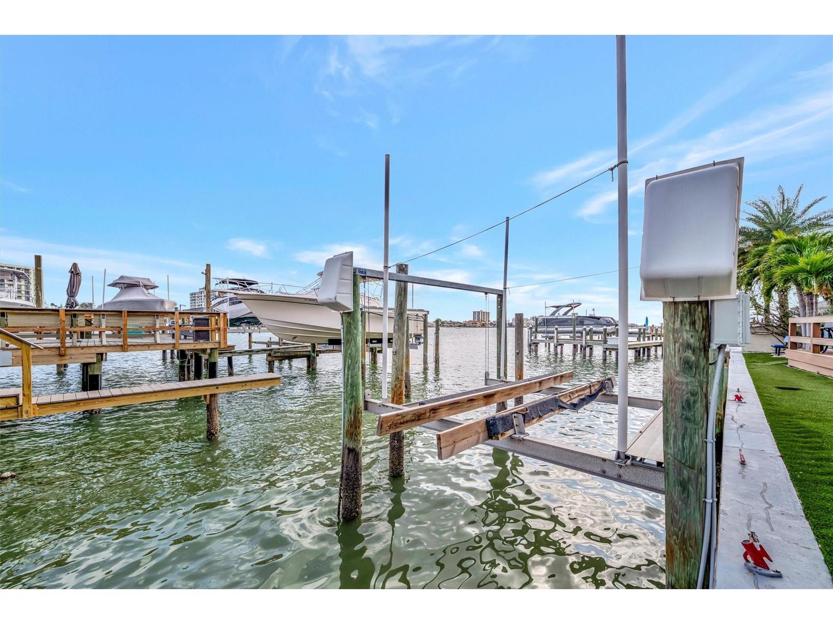 673 Bay Esplanade #204 Clearwater Beach FL 33767 - MANDALAY CHANNEL TB8464680 image33