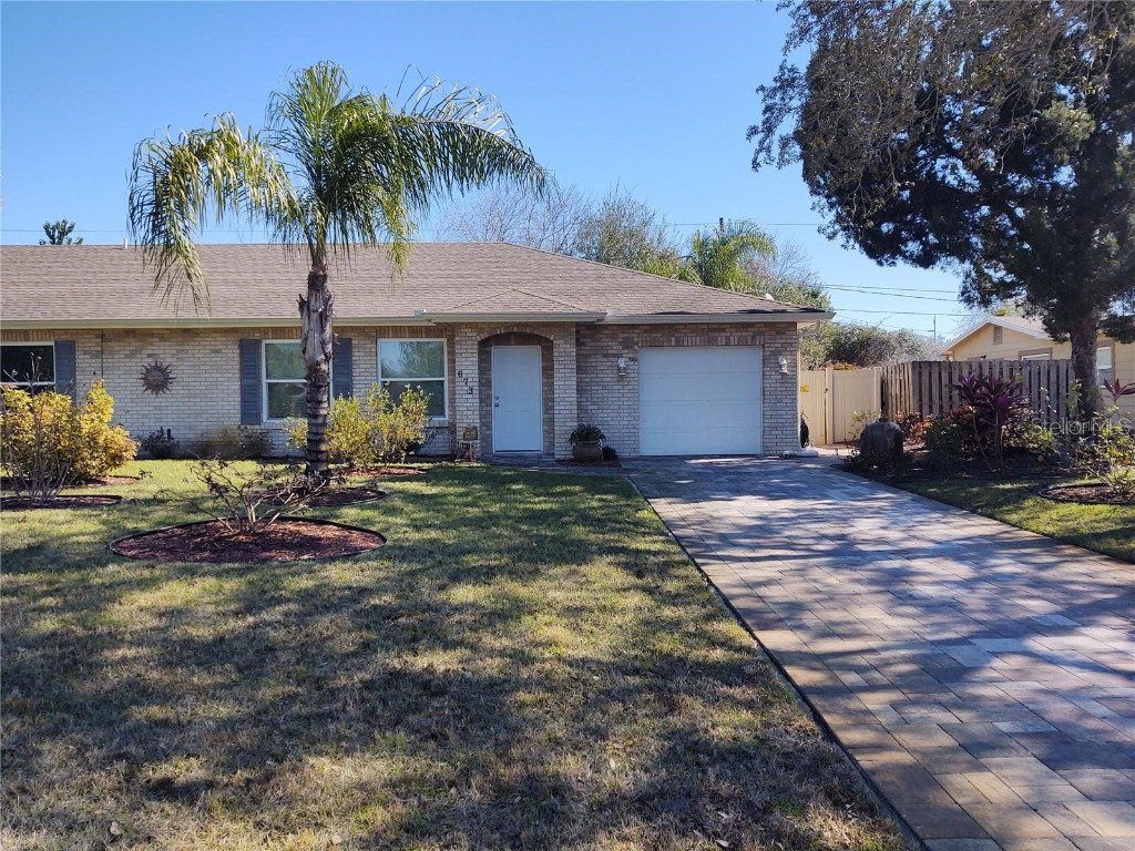 673 Belltower Avenue #B Deltona FL 32725 V4929455 image1