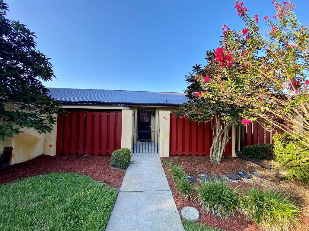 673 Broadmoor Circle Winter Haven FL 33884 P4926793 image1