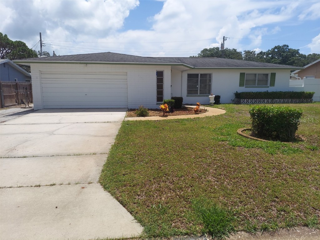 6730 15th Street S Saint Petersburg FL 33705 U8206377 image1