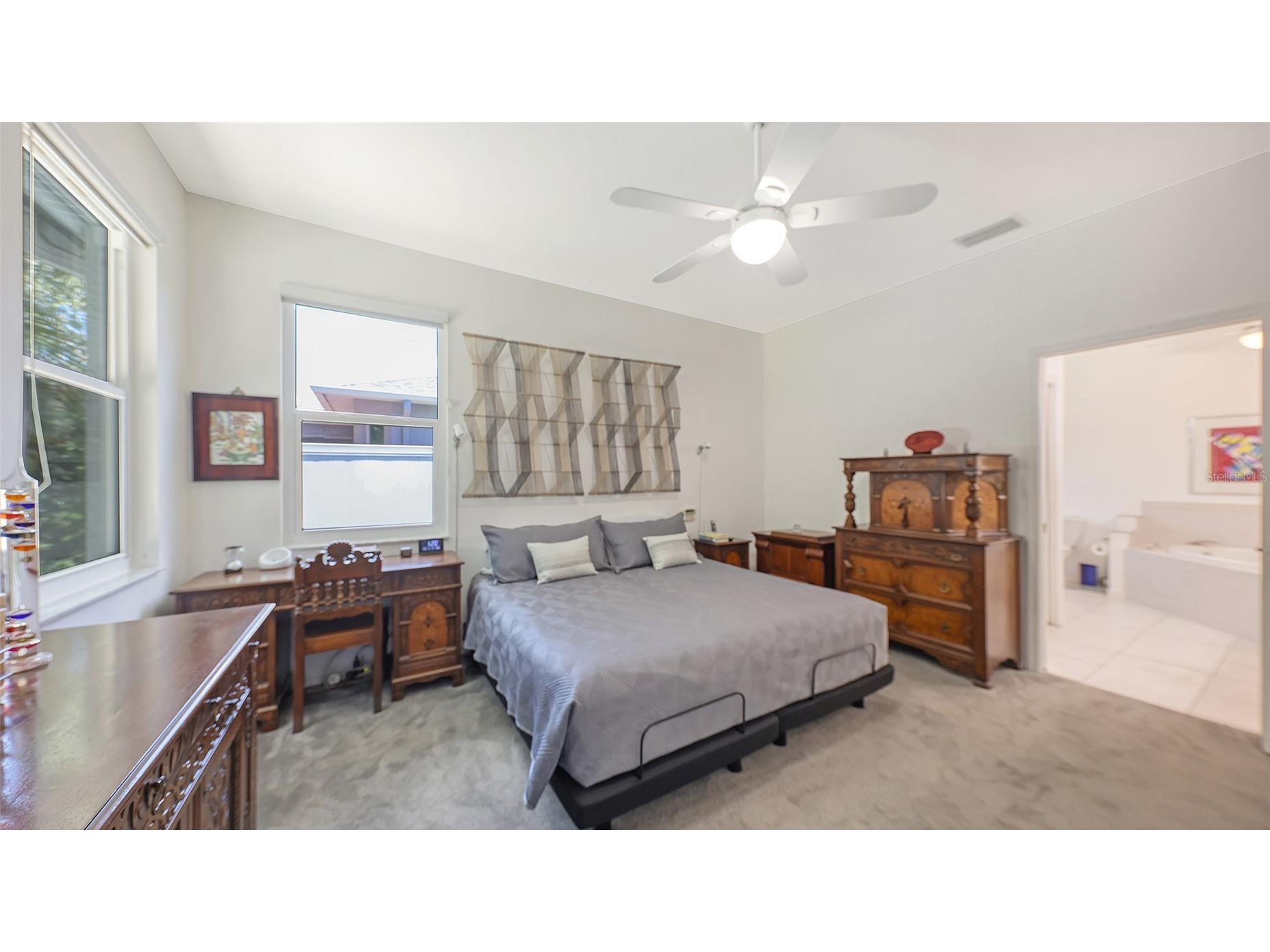 6730 W Country Club Lane Sarasota FL 34243 A4693351 image33