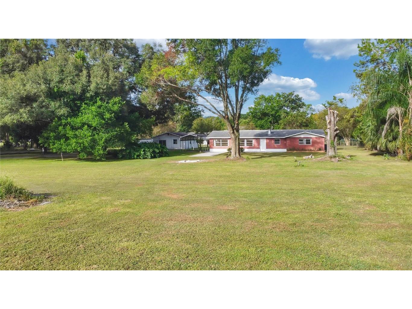 6731 20th Street Zephyrhills FL 33542 L4939620 image1