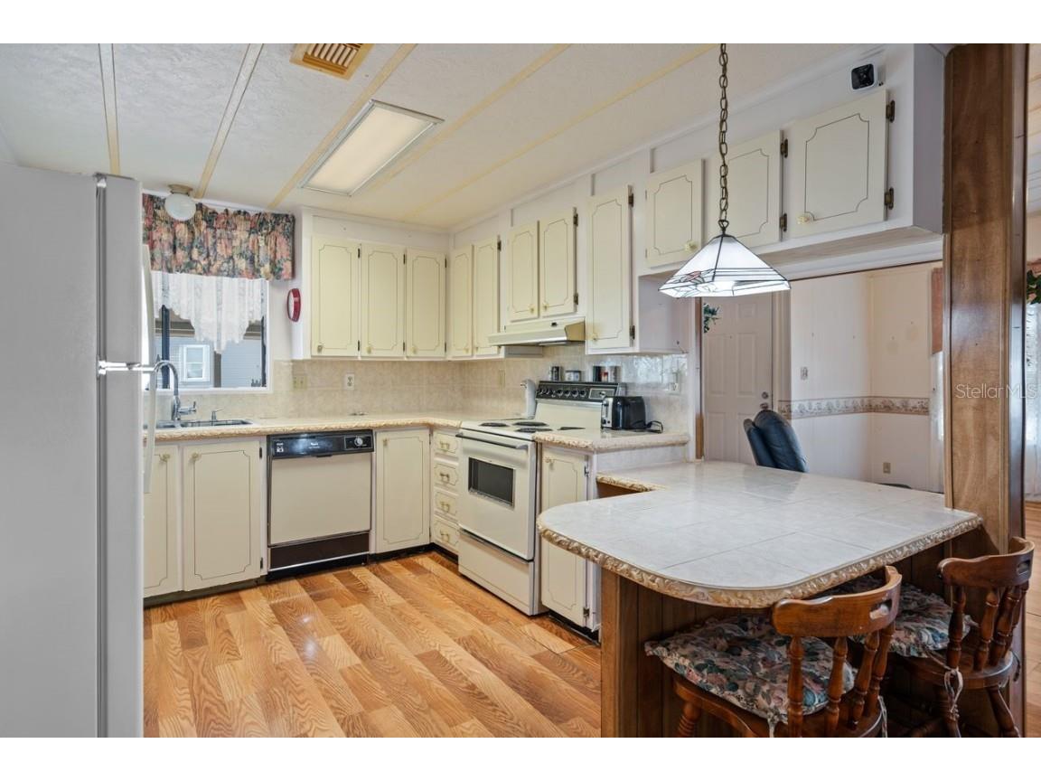 6731 Canterbury Drive NE Winter Haven FL 33881 - LAKE HENRY L4952919 image19