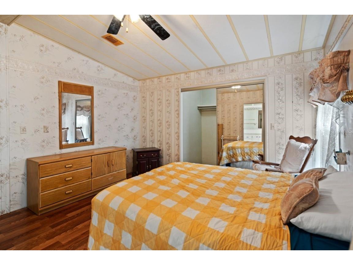 6731 Canterbury Drive NE Winter Haven FL 33881 - LAKE HENRY L4952919 image23