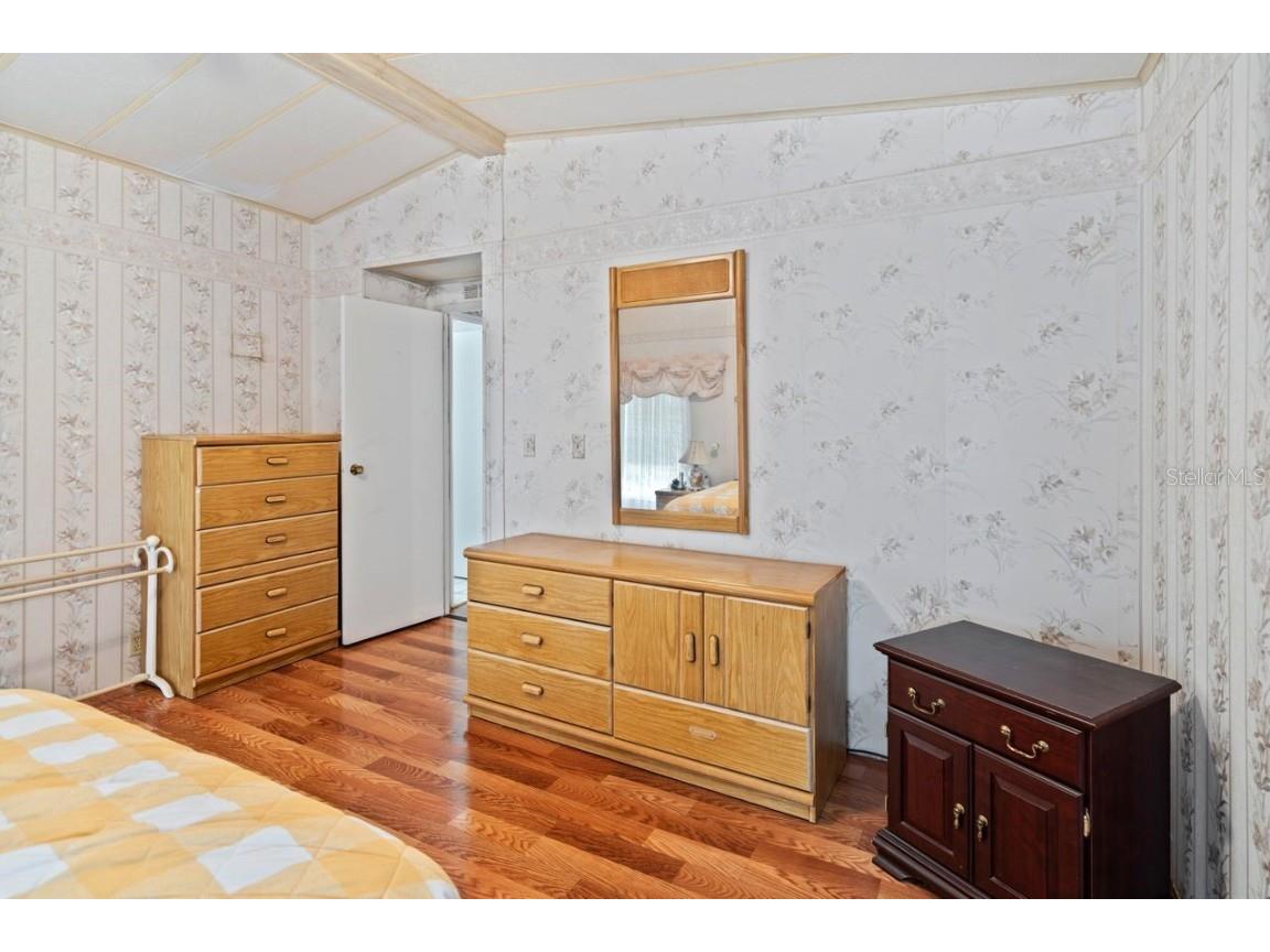 6731 Canterbury Drive NE Winter Haven FL 33881 - LAKE HENRY L4952919 image24