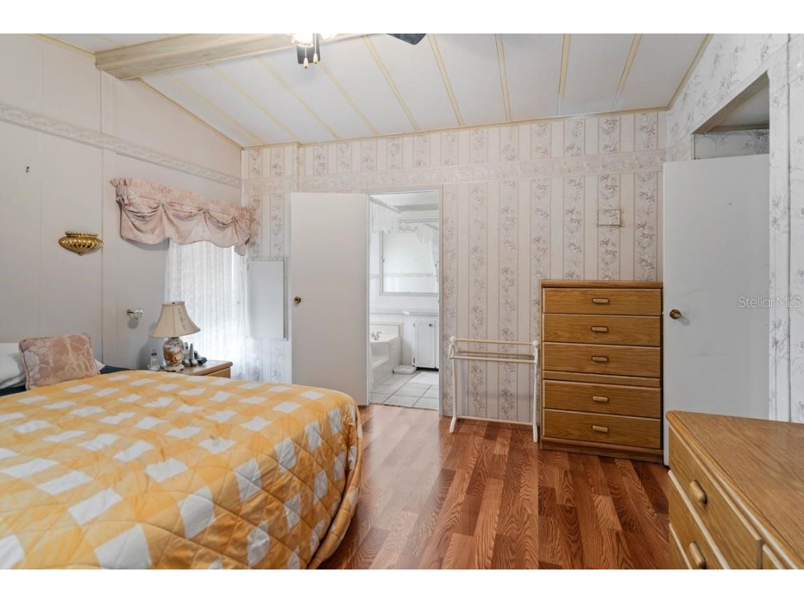 6731 Canterbury Drive NE Winter Haven FL 33881 - LAKE HENRY L4952919 image25