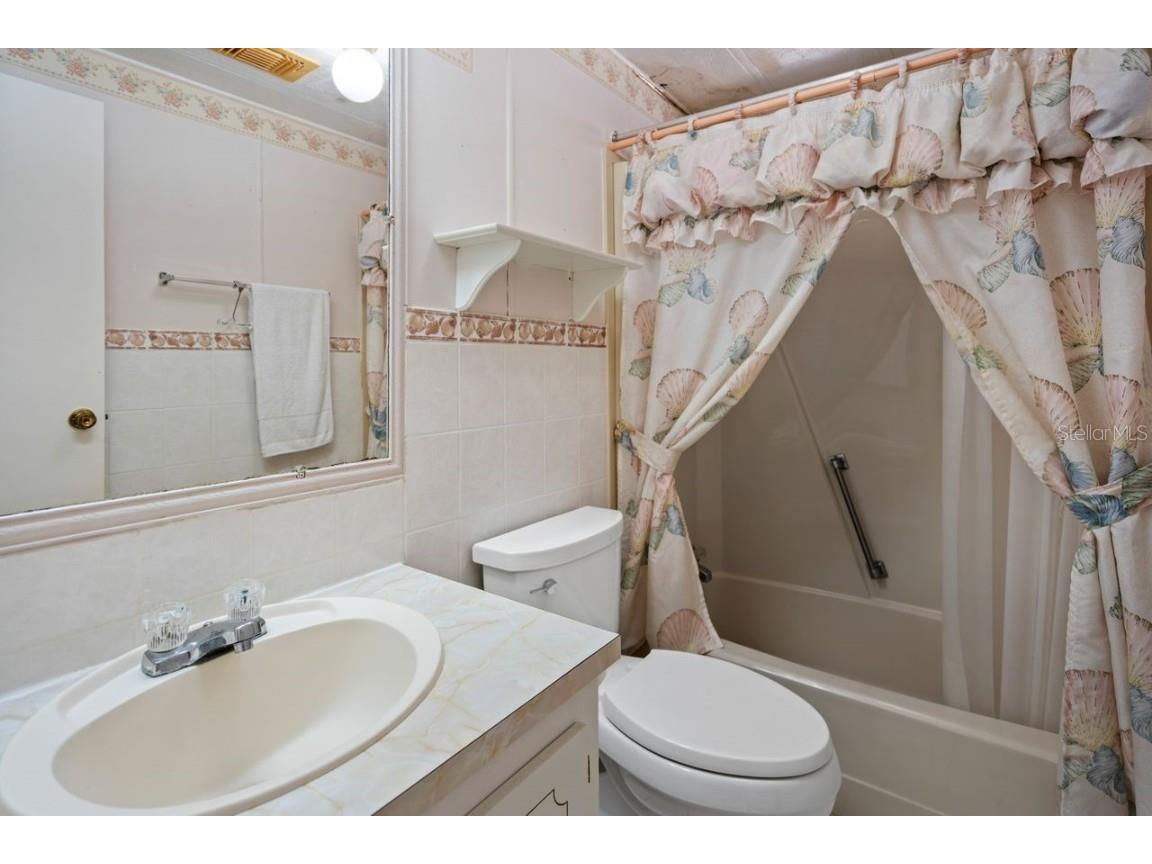 6731 Canterbury Drive NE Winter Haven FL 33881 - LAKE HENRY L4952919 image34