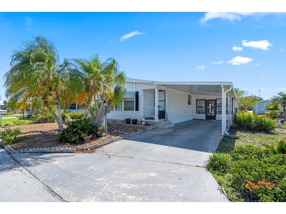 6731 Canterbury Drive NE Winter Haven FL 33881 - LAKE HENRY L4952919 image4