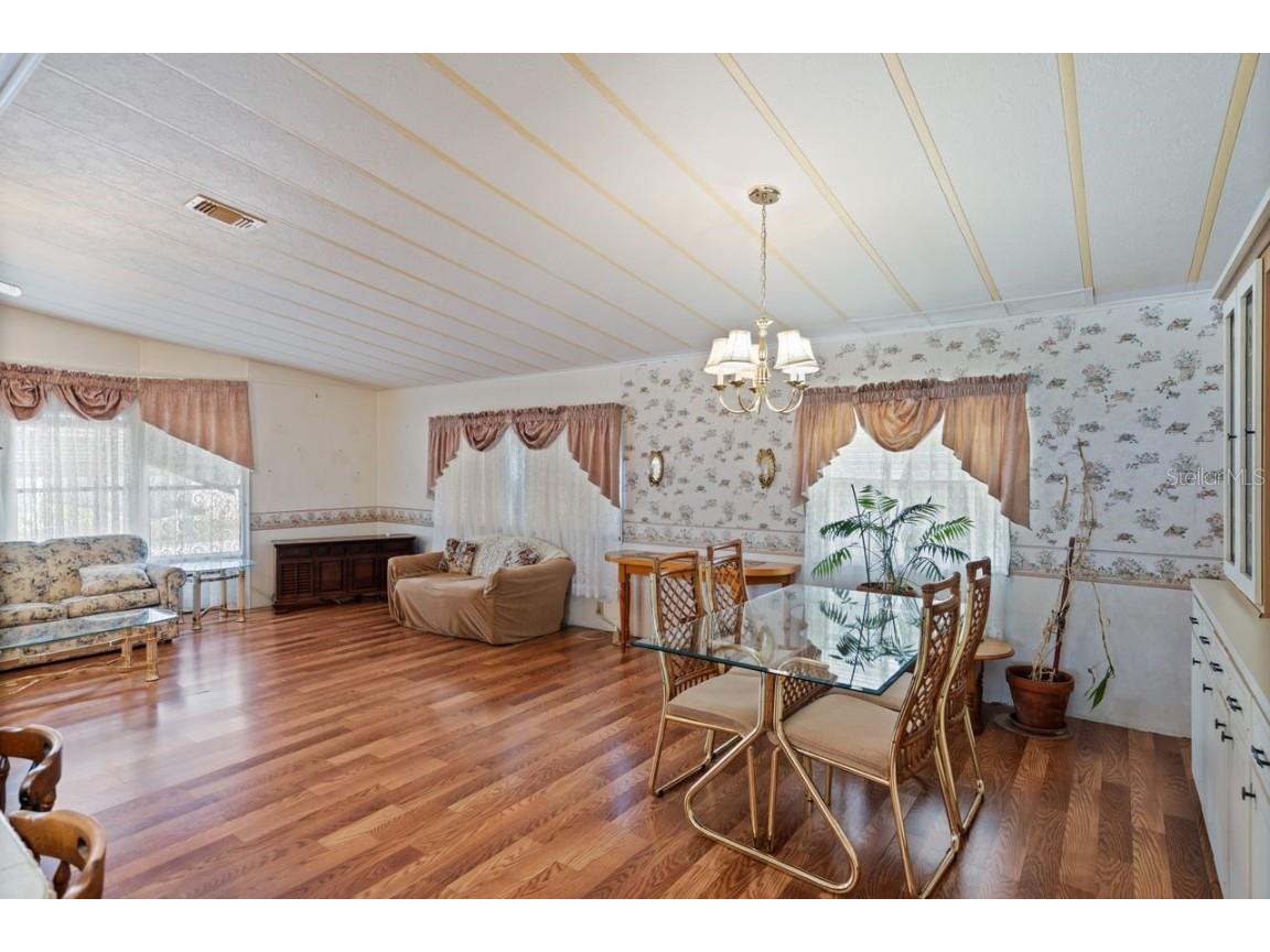 6731 Canterbury Drive NE Winter Haven FL 33881 - LAKE HENRY L4952919 image8