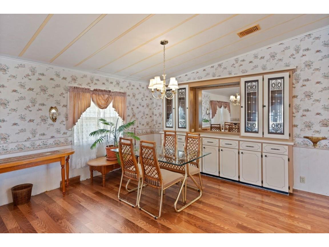 6731 Canterbury Drive NE Winter Haven FL 33881 - LAKE HENRY L4952919 image9