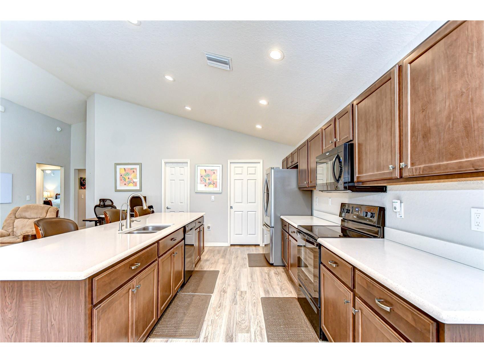 6731 Castle Green Place Zephyrhills FL 33541 TB8524946 image16