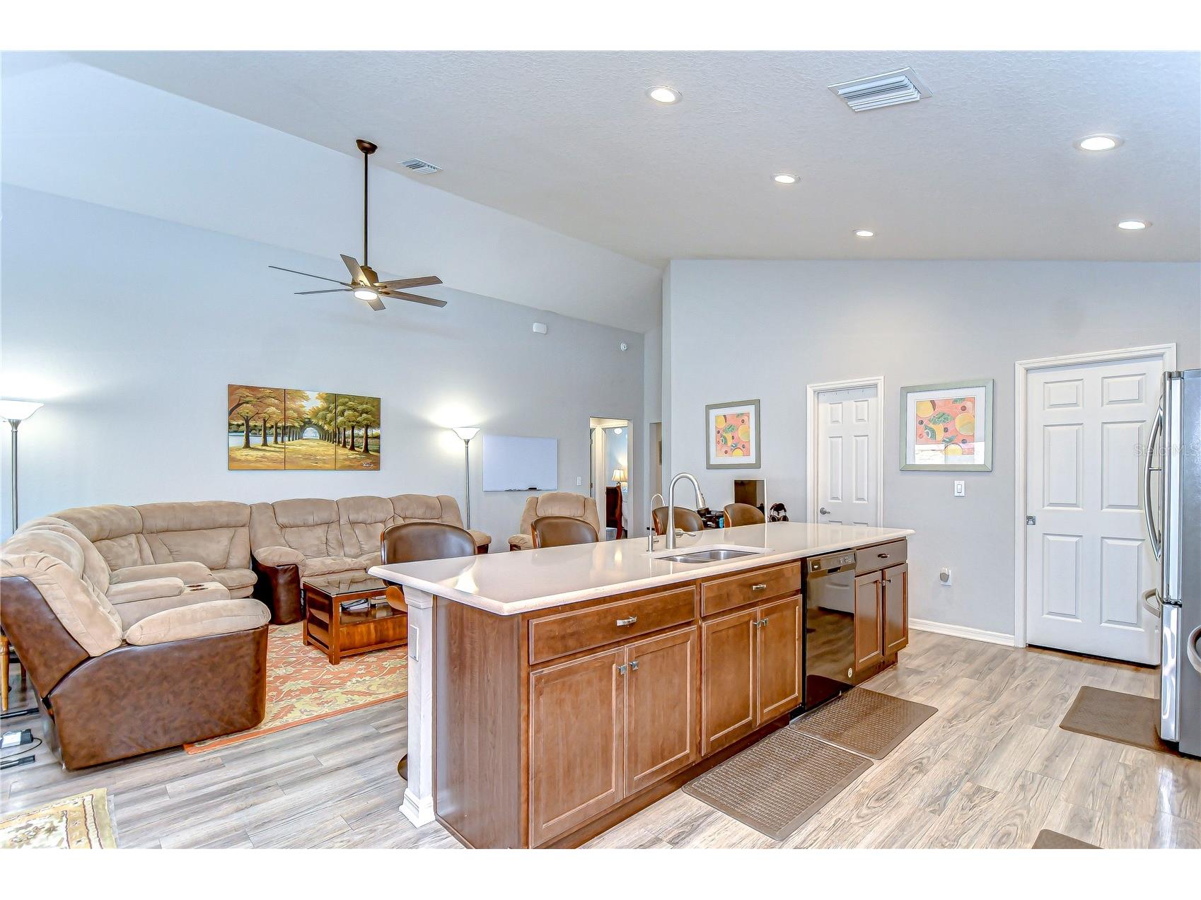6731 Castle Green Place Zephyrhills FL 33541 TB8524946 image17