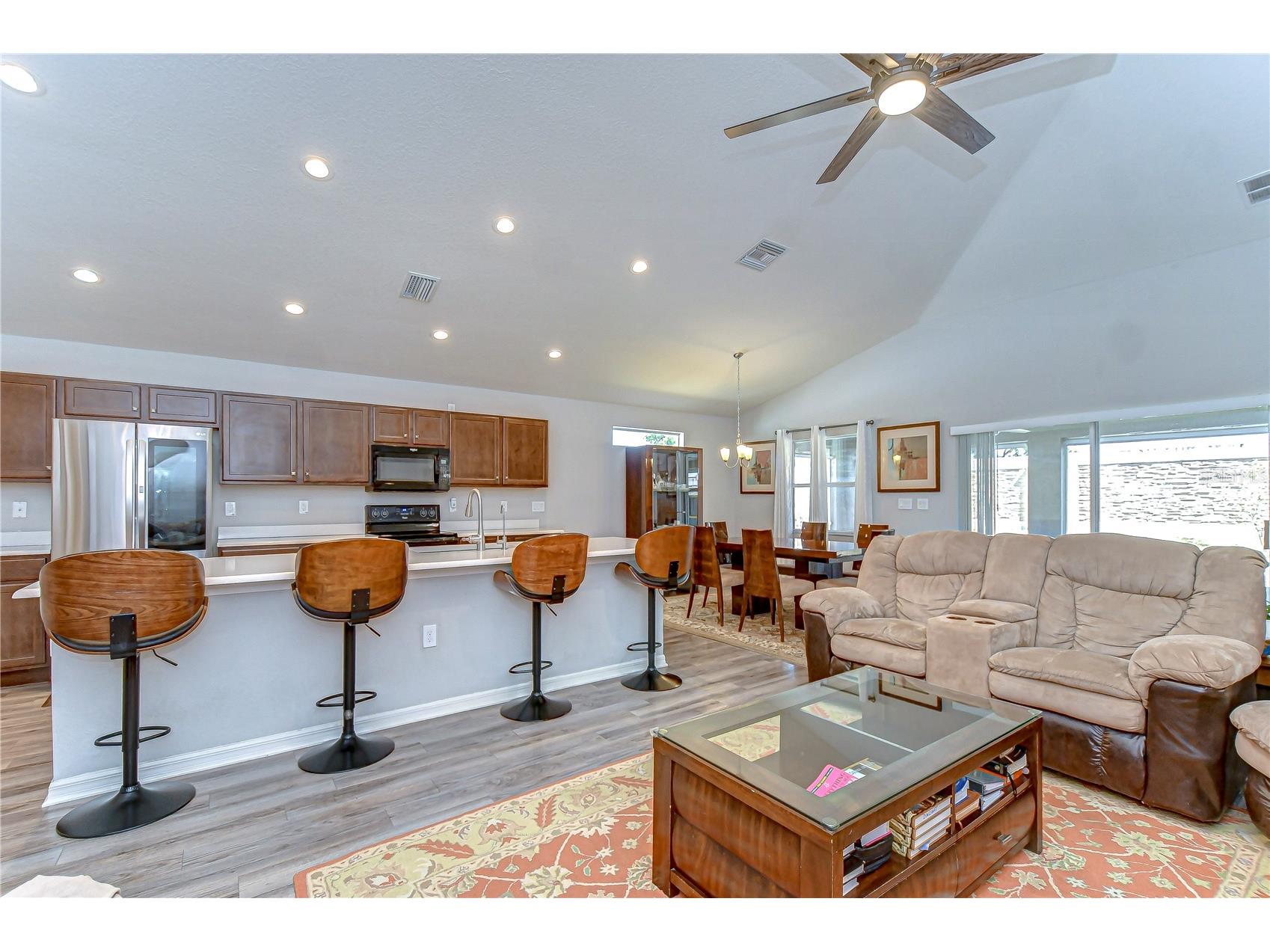 6731 Castle Green Place Zephyrhills FL 33541 TB8524946 image9