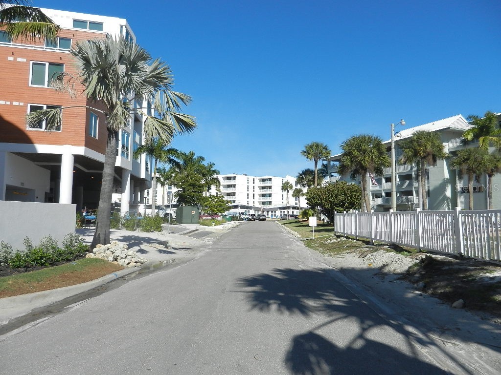 6732 Sarasea Circle #104C Sarasota FL 34242 A4679214 image40