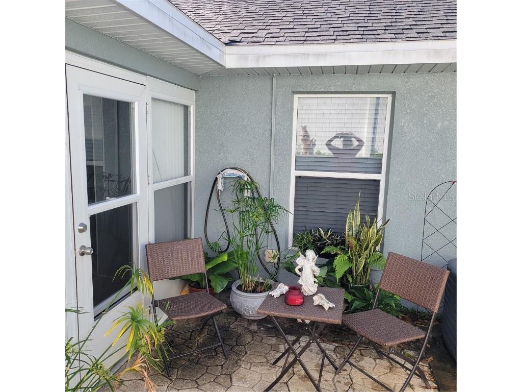 6733 Basswood Circle, Zephyrhills, FL, 33542 MLS T3507143 Edina Realty