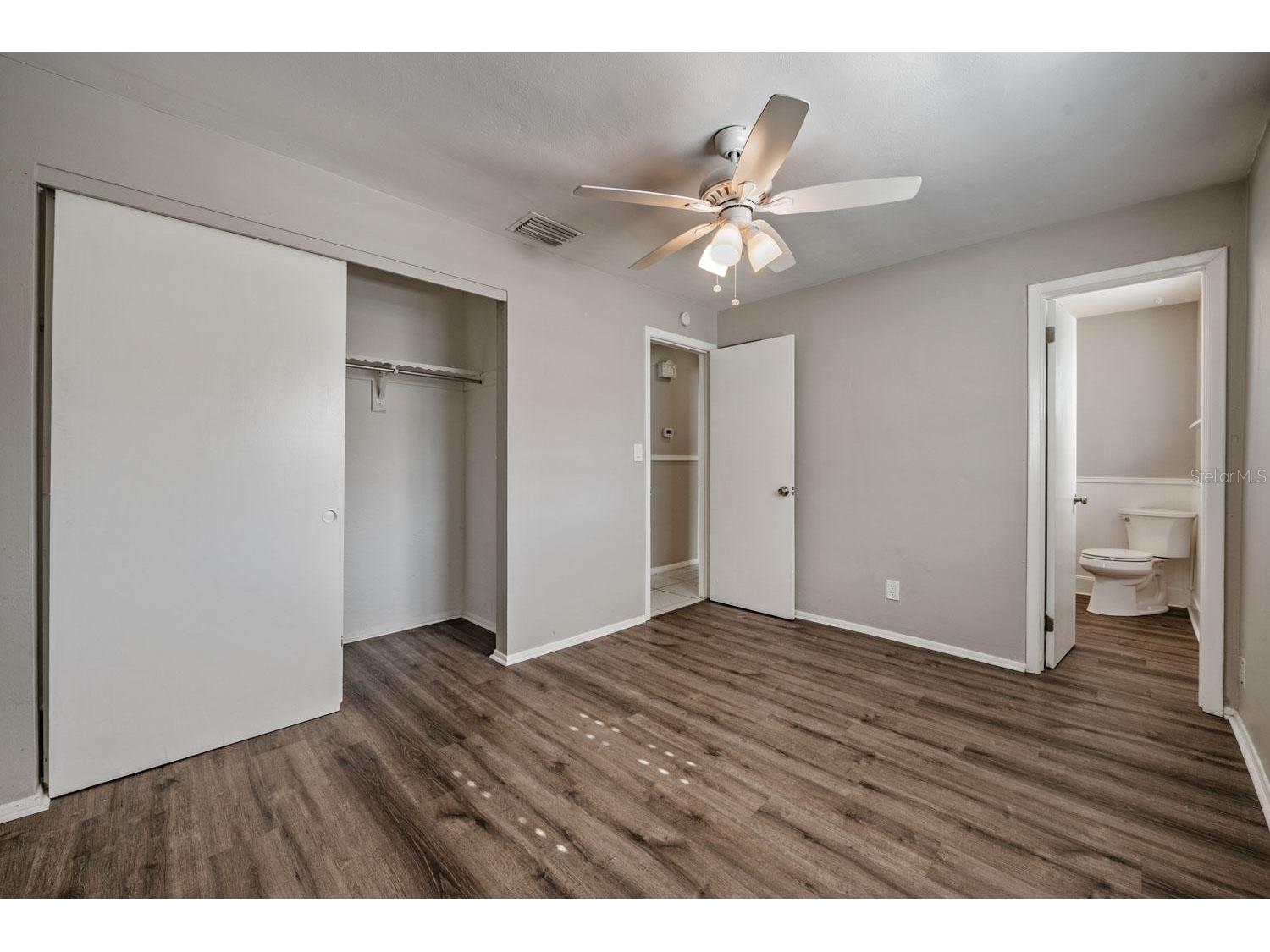6735 23rd Street N Saint Petersburg FL 33702 TB8505461 image20