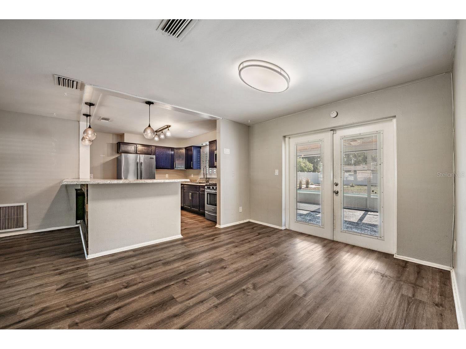 6735 23rd Street N Saint Petersburg FL 33702 TB8505461 image8
