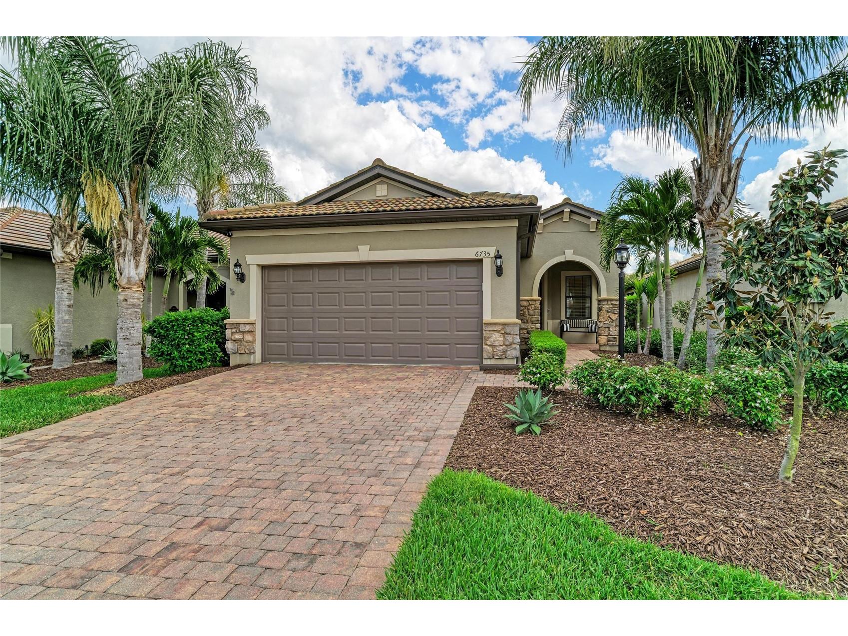 6735 Haverhill Court Bradenton FL 34202 A4688709 image2