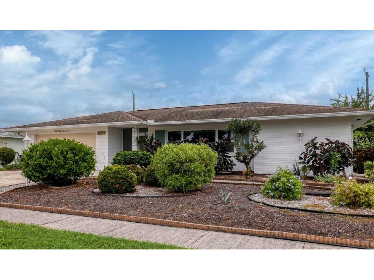 6735 Keystone Drive Sarasota FL 34231 A4667147 image1