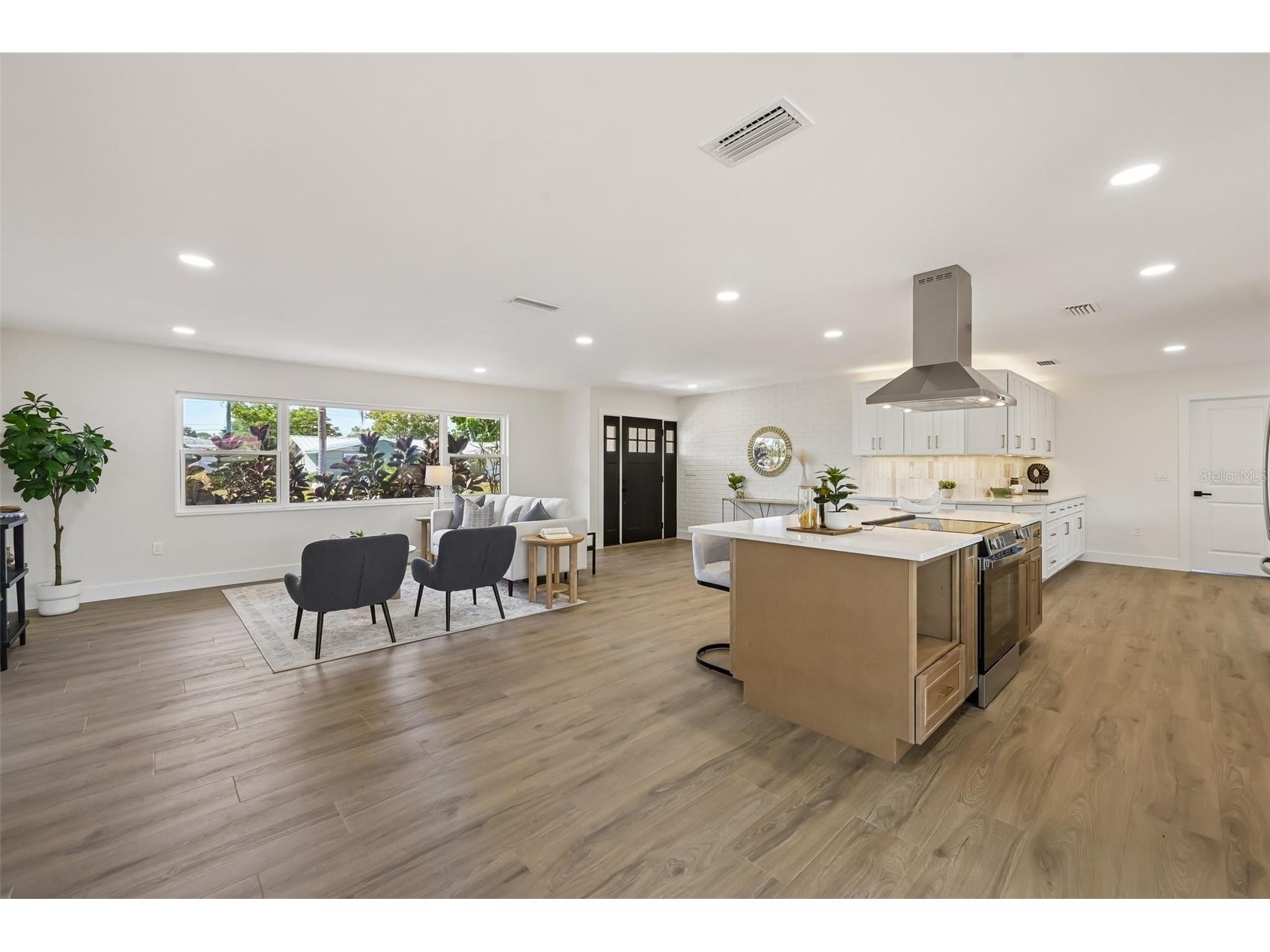 6735 Keystone Drive Sarasota FL 34231 TB8475997 image13