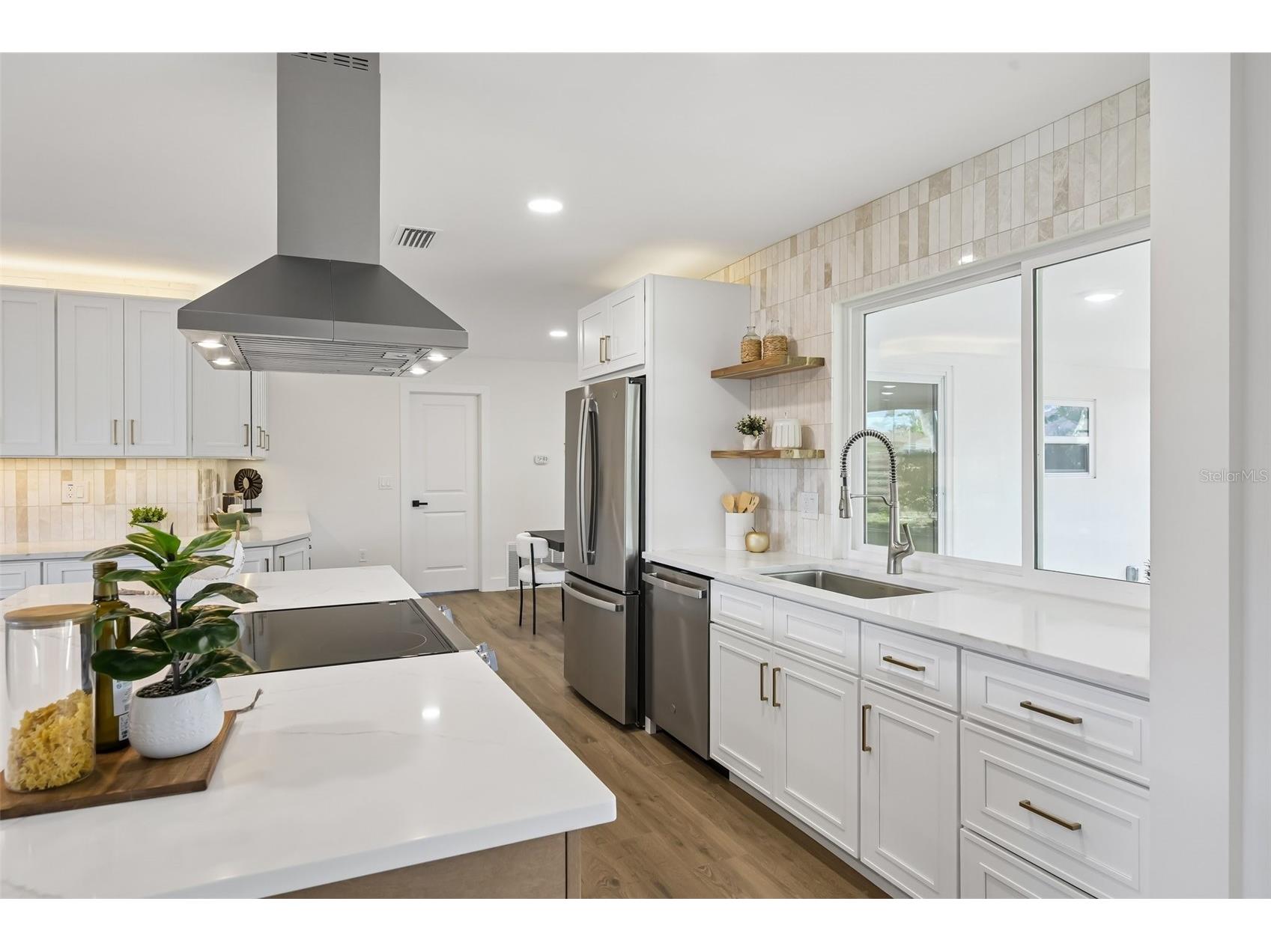 6735 Keystone Drive Sarasota FL 34231 TB8475997 image15