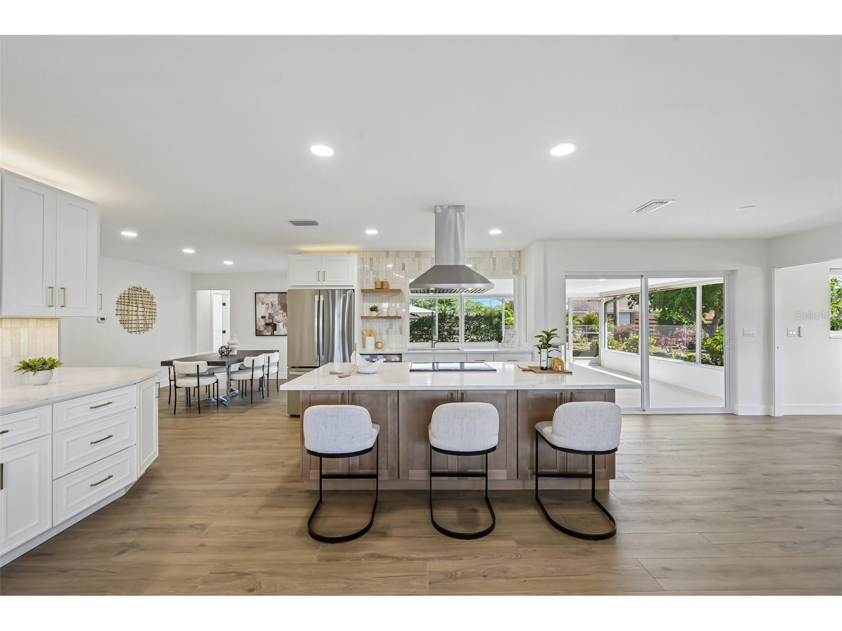 6735 Keystone Drive Sarasota FL 34231 TB8475997 image17