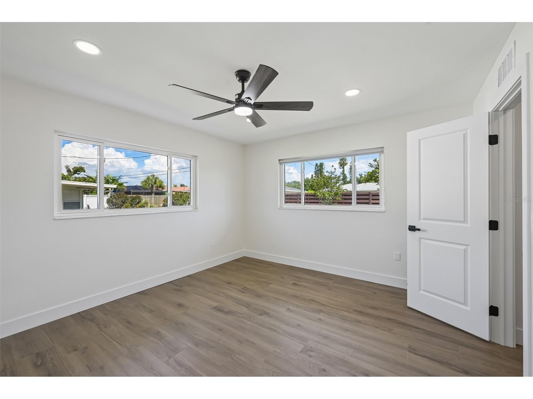 6735 Keystone Drive Sarasota FL 34231 TB8475997 image26