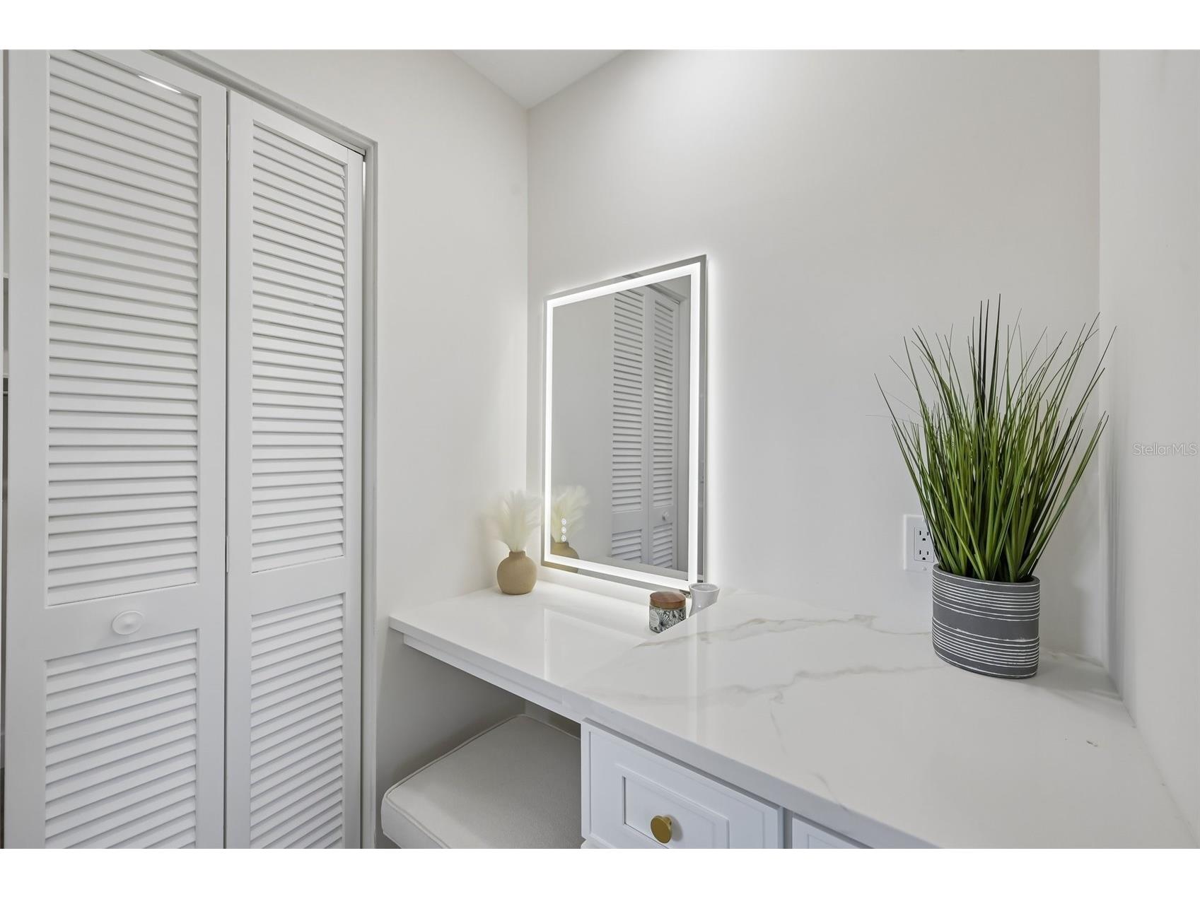 6735 Keystone Drive Sarasota FL 34231 TB8475997 image36