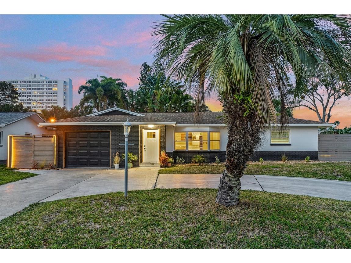 6735 W Flamingo Way S Saint Petersburg FL 33707 U8223372 image1