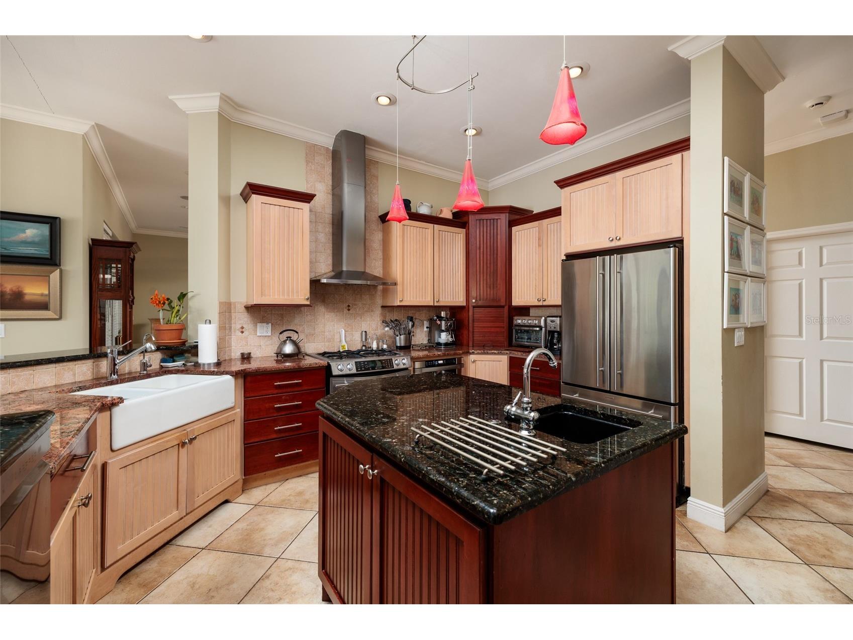 6737 Mango Avenue S Saint Petersburg FL 33707 TB8502015 image10