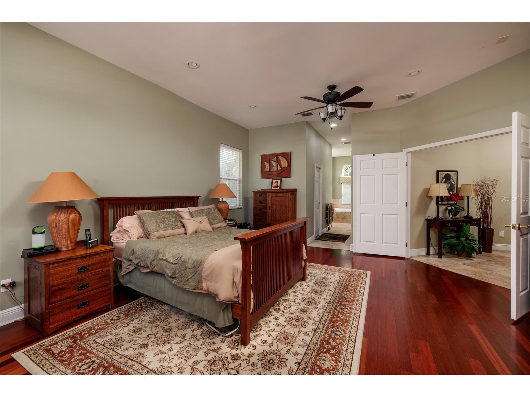 6737 Mango Avenue S Saint Petersburg FL 33707 TB8502015 image17