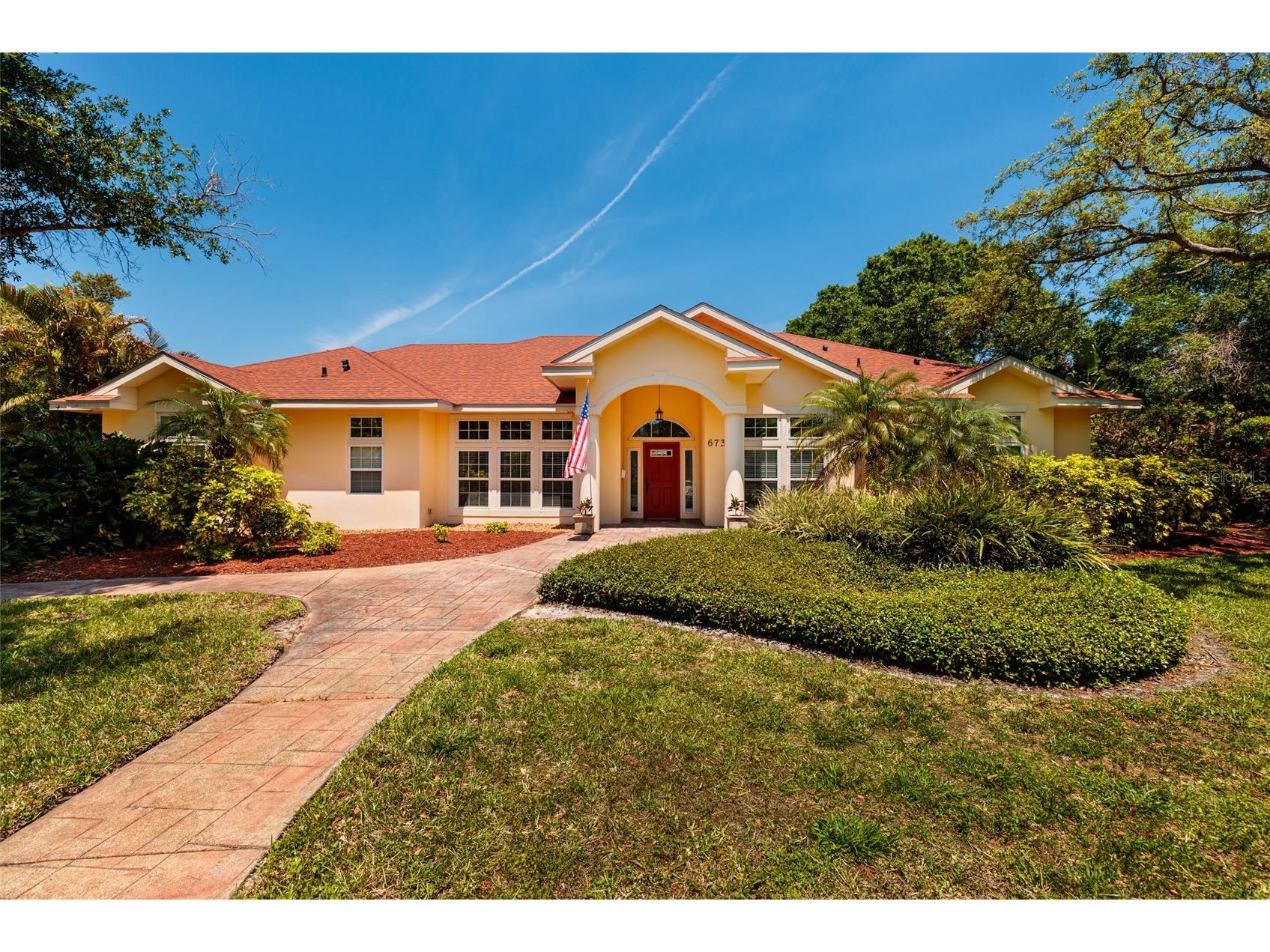 6737 Mango Avenue S Saint Petersburg FL 33707 TB8502015 image2