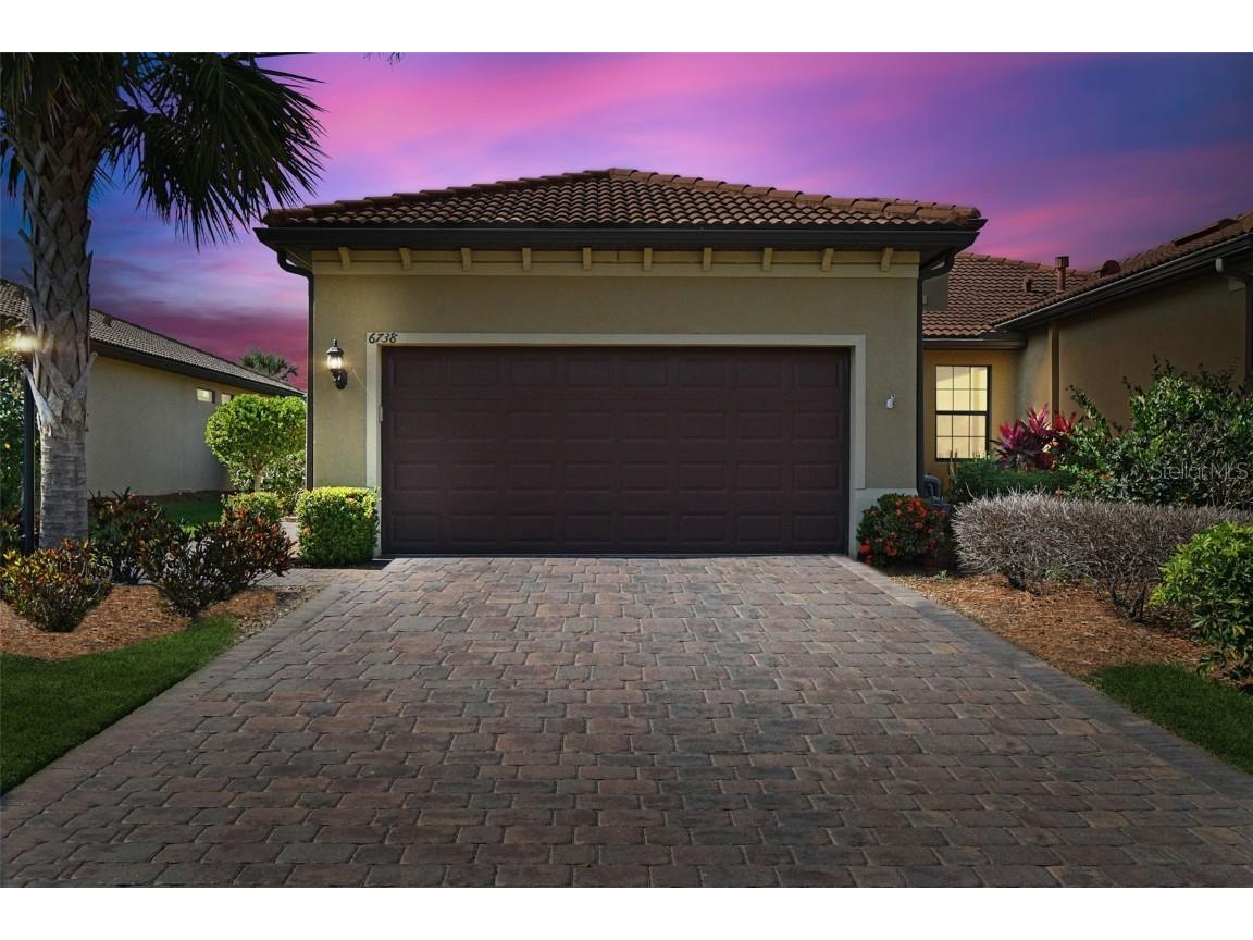 6738 Haverhill Court Lakewood Ranch FL 34202 A4566151 image1