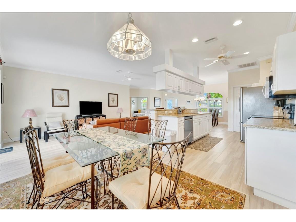 6738 Peach Tree Creek Road Bradenton FL 34203 A4665021 image12