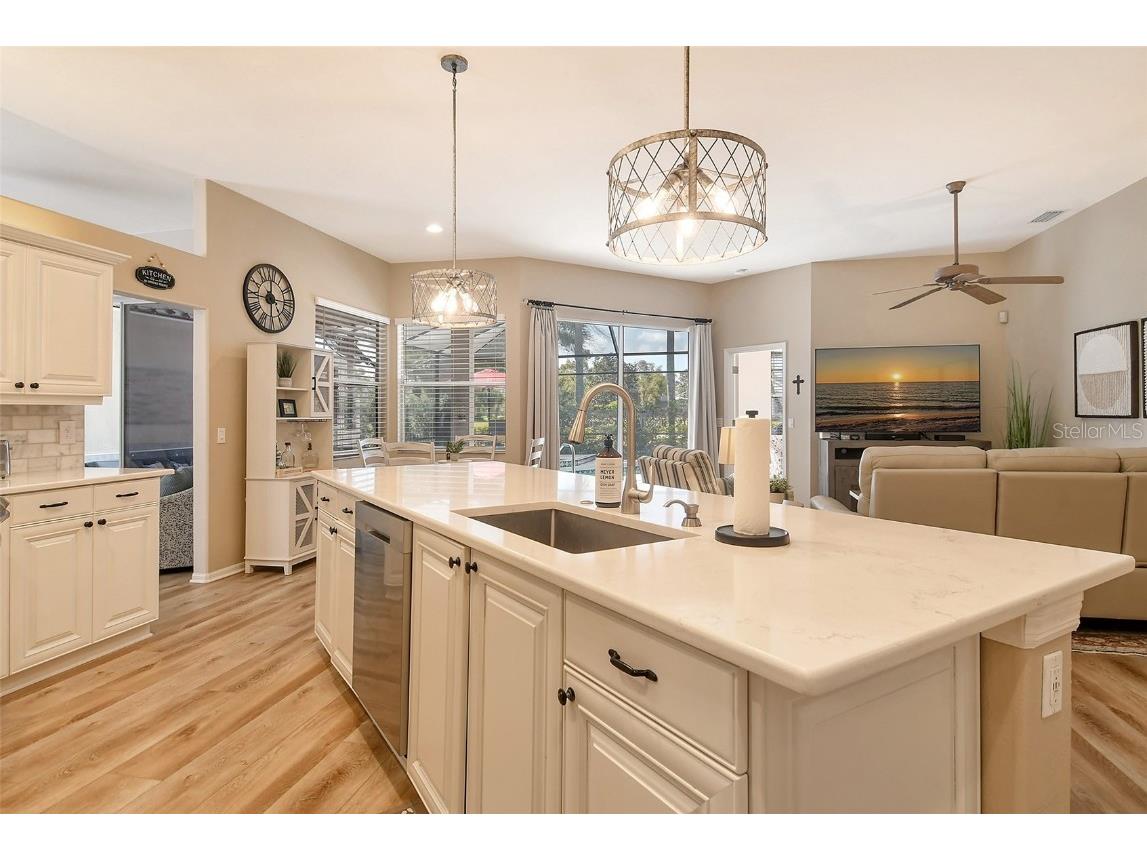 6738 Pleasant Hill Road Bradenton FL 34203 A4643207 image17