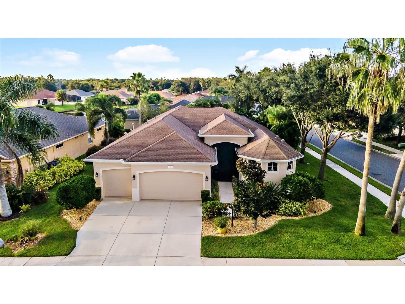 6739 64th Place E Bradenton FL 34203 A4552561 image1