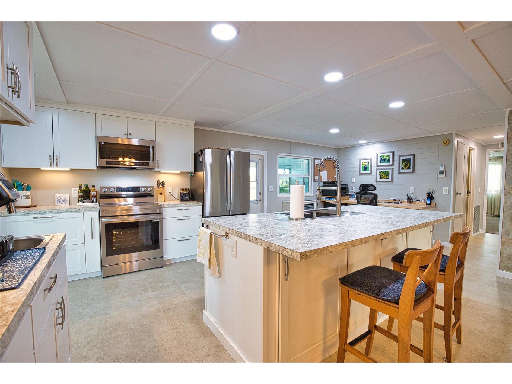 674 El Tango North Port FL 34287 TB8466195 image11