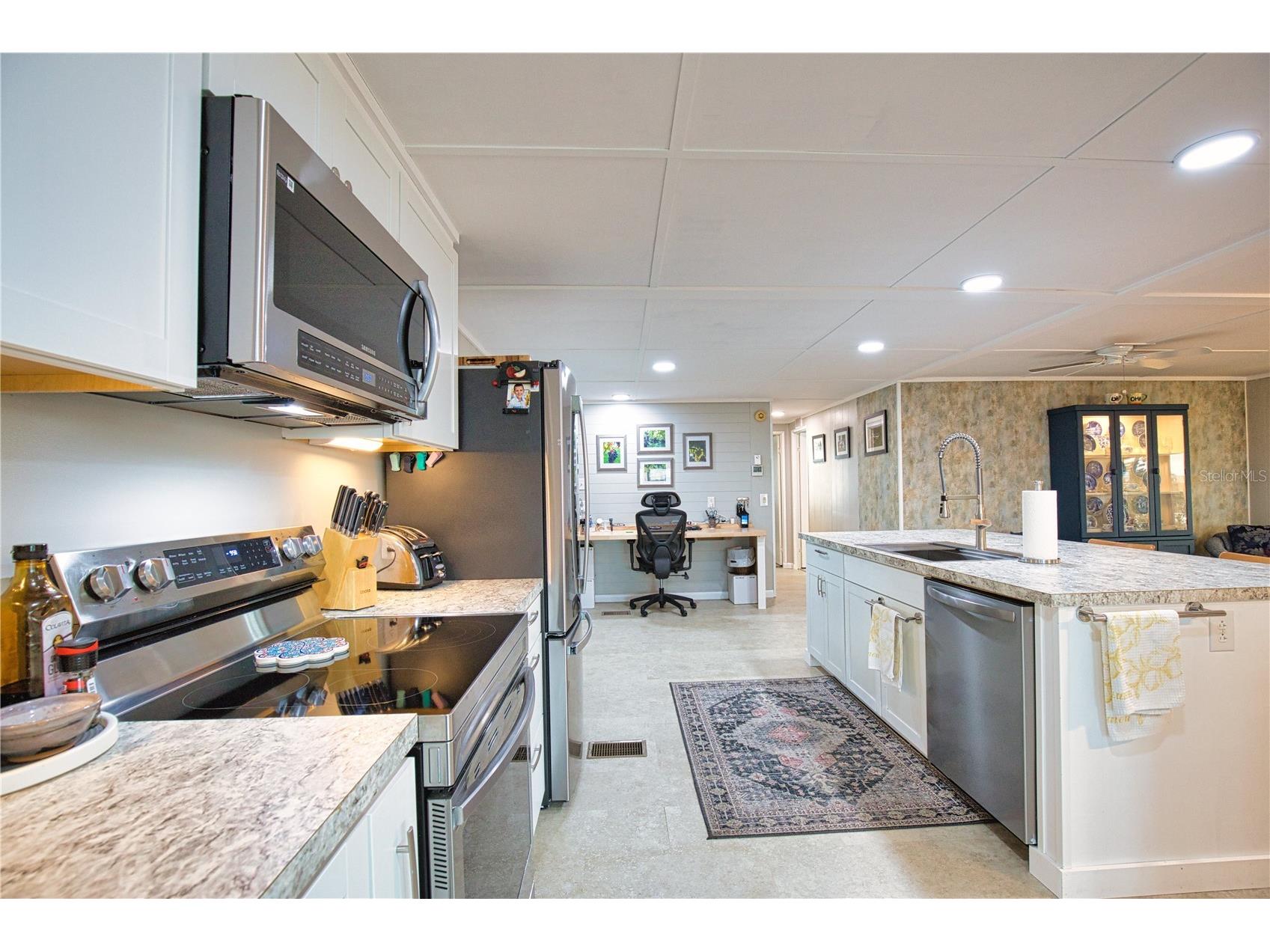 674 El Tango North Port FL 34287 TB8466195 image12