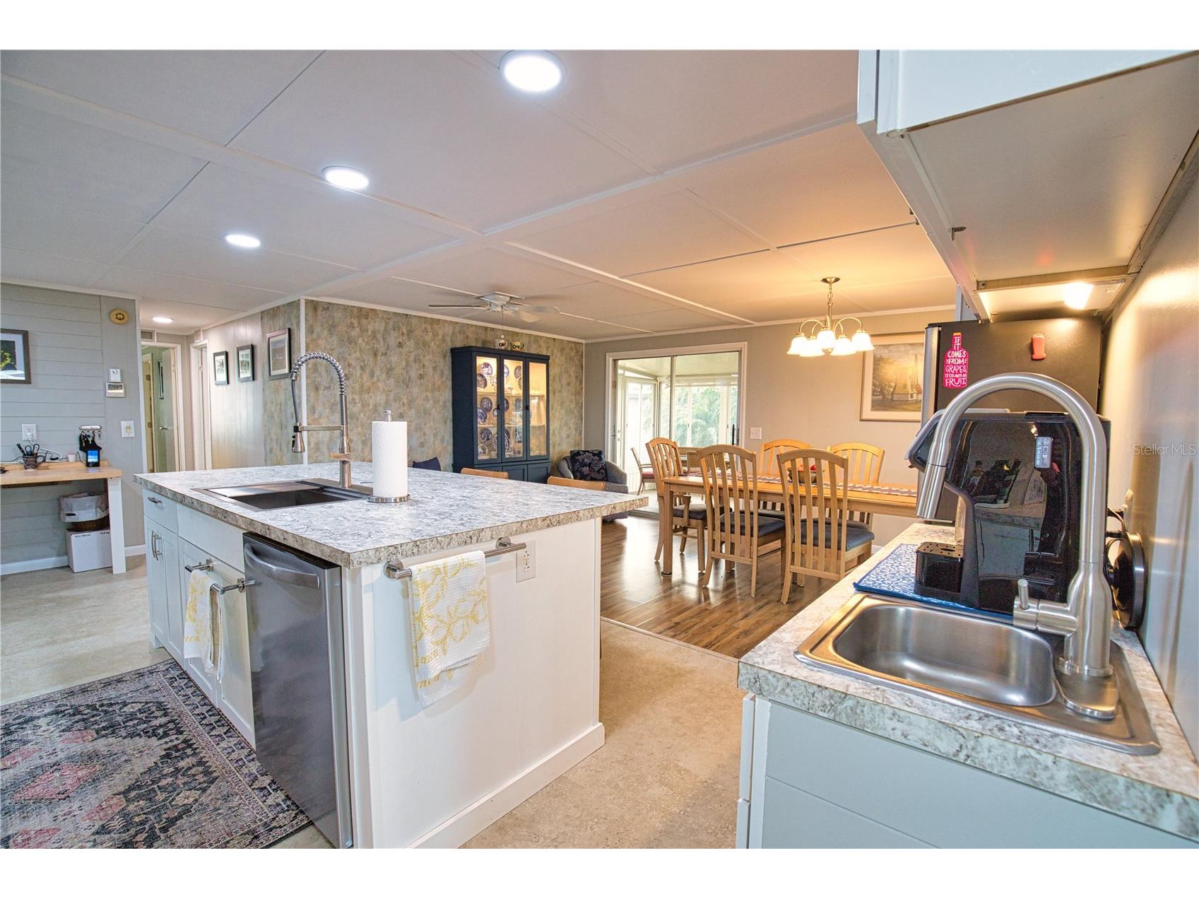 674 El Tango North Port FL 34287 TB8466195 image13