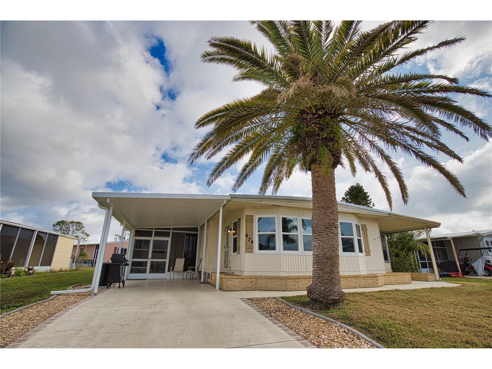 674 El Tango North Port FL 34287 TB8466195 image2