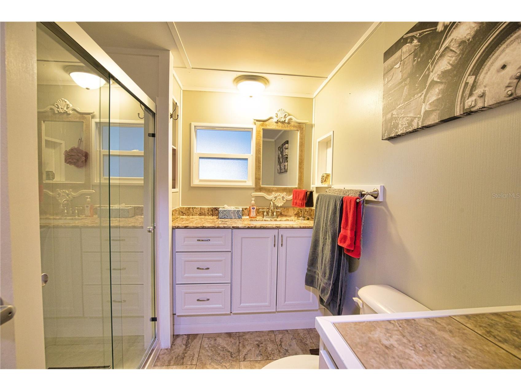 674 El Tango North Port FL 34287 TB8466195 image37